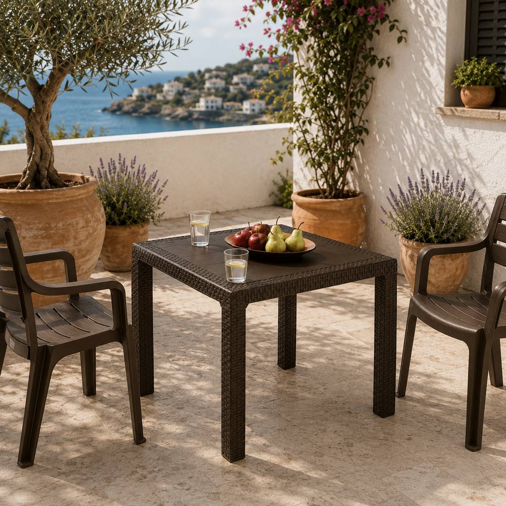 Mesa plastica cuadrada rattan cafe